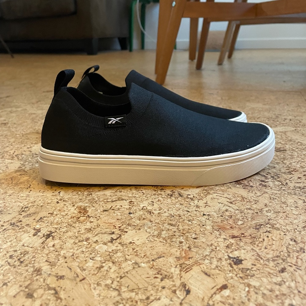 REEBOK ONLUX SLIP-ON WALKING SHOE - WOMEN'S, Size 7.5